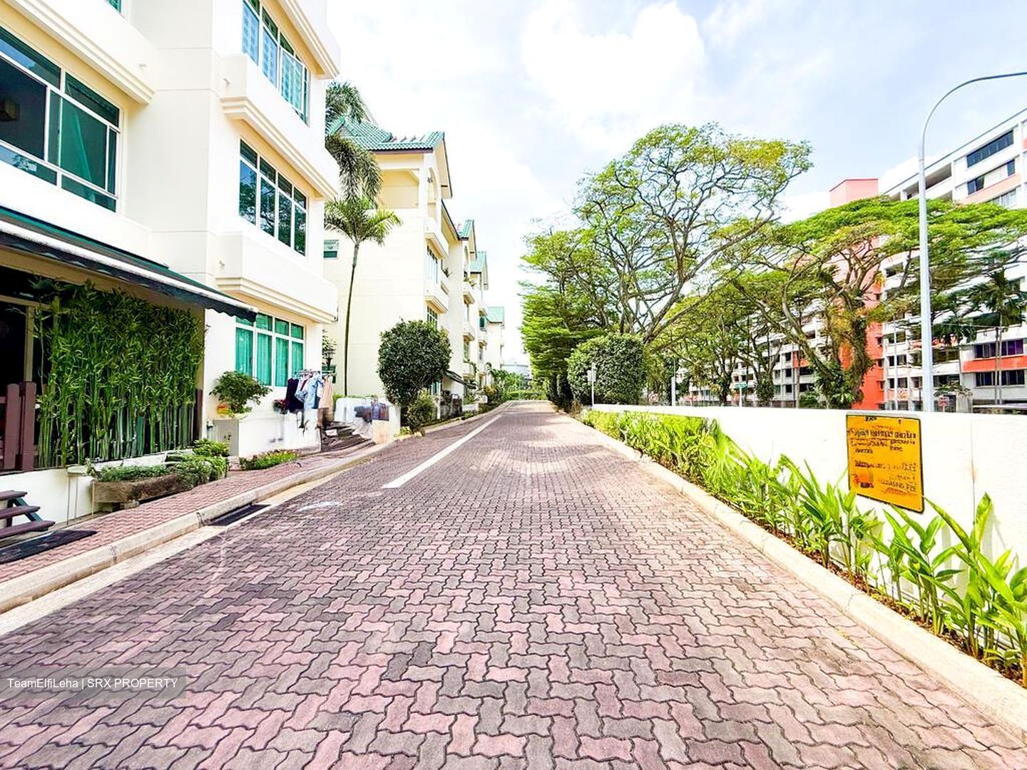 Woodgrove Condominium (D25), Condominium #580842281